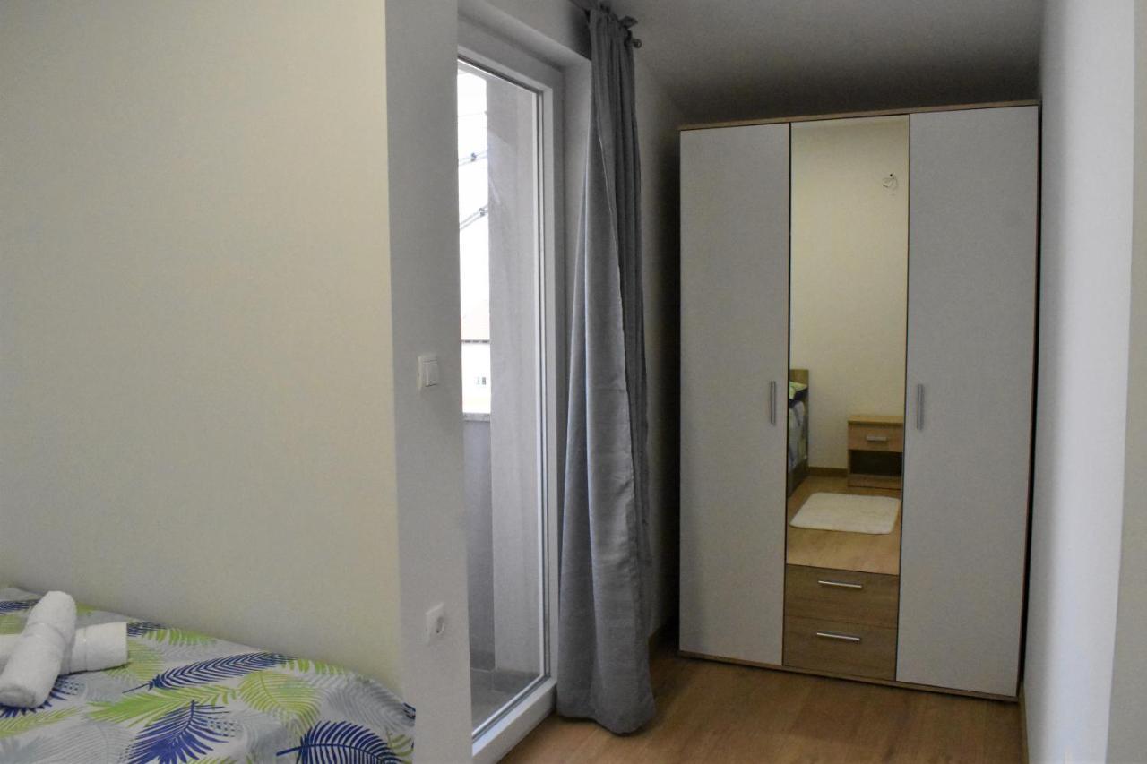 Apartmani Skorpion Каштела Екстер'єр фото
