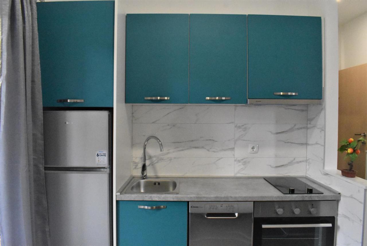 Apartmani Skorpion Каштела Екстер'єр фото