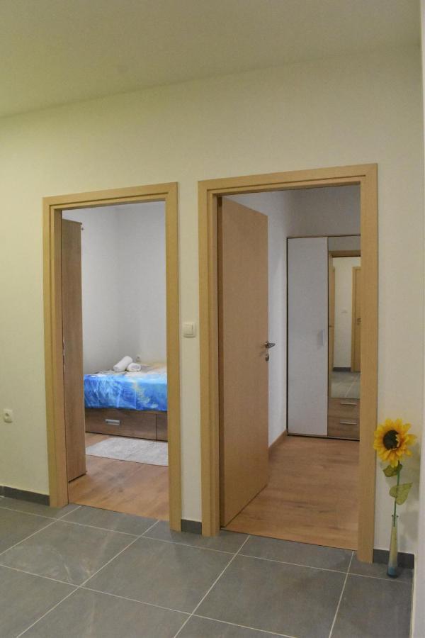 Apartmani Skorpion Каштела Екстер'єр фото