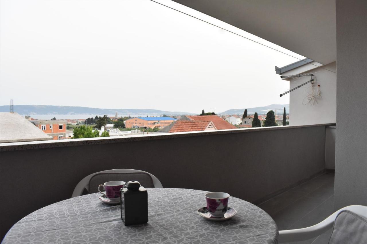 Apartmani Skorpion Каштела Екстер'єр фото