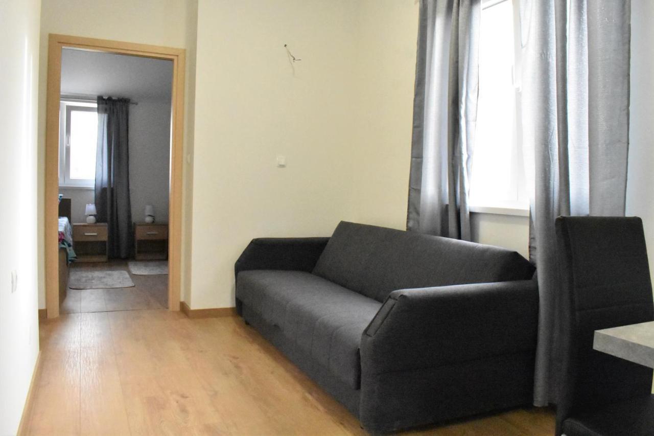 Apartmani Skorpion Каштела Екстер'єр фото