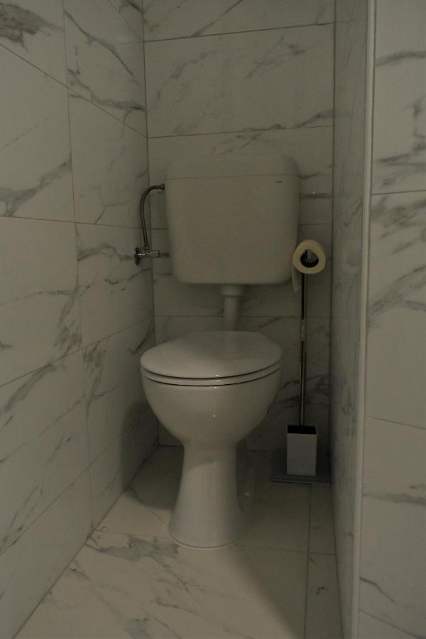 Apartmani Skorpion Каштела Екстер'єр фото
